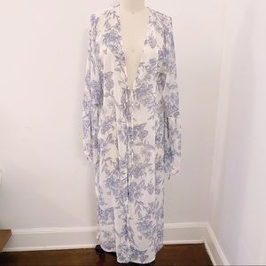 Band of Gypsies Floral Tie Sleeve Sheer Kimono